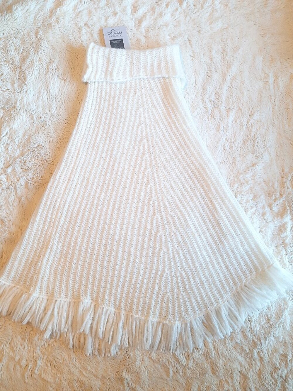 Maglia White Knitted Poncho